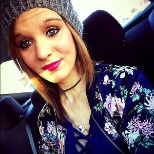 Meet your Posher, Oneal